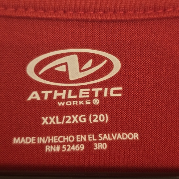 Athletic Works Bold Red Top - Picture 2 of 3